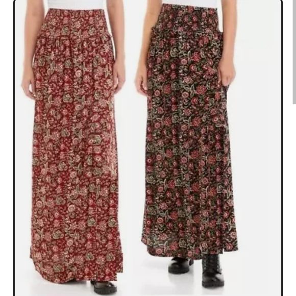 Wonderly Women's Smocked Waist Maxi Skirt, Sz Medium, Red Floral, NWTs - Picture 1 of 10